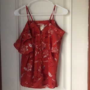 Floral printed open shoulder shirt